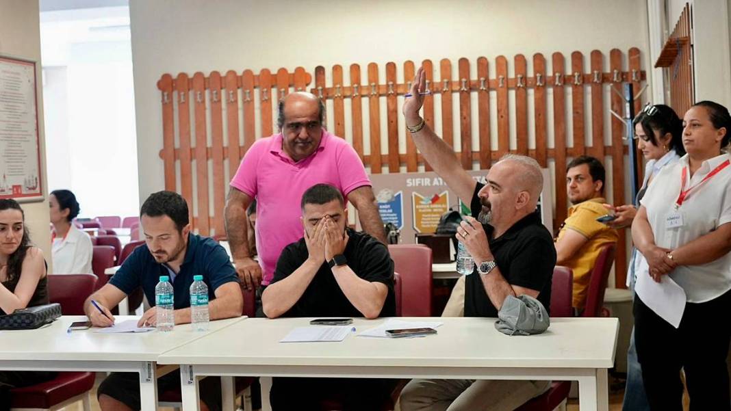 Otobüste unutulan binlerce eşya müzayedeyle satıldı: Listede drone ve matkap bile var 8